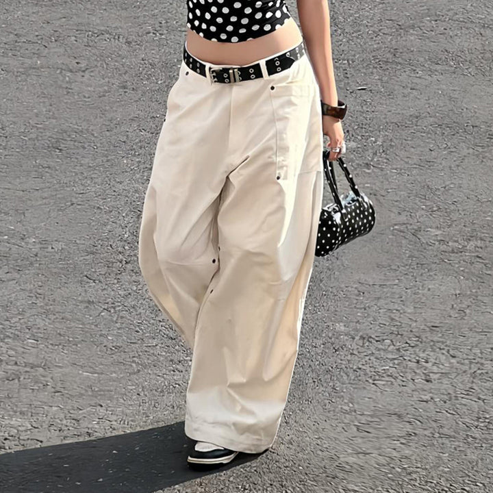 Women's wide Highwaist canvas pants in carpenter style with high waistband and patch pockets Mune Fashion