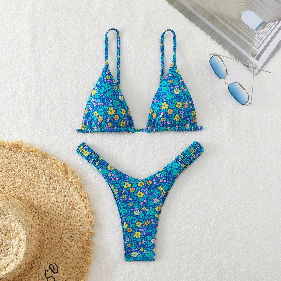Women's Triangle Bikini with Floral Patterns Mune Fashion