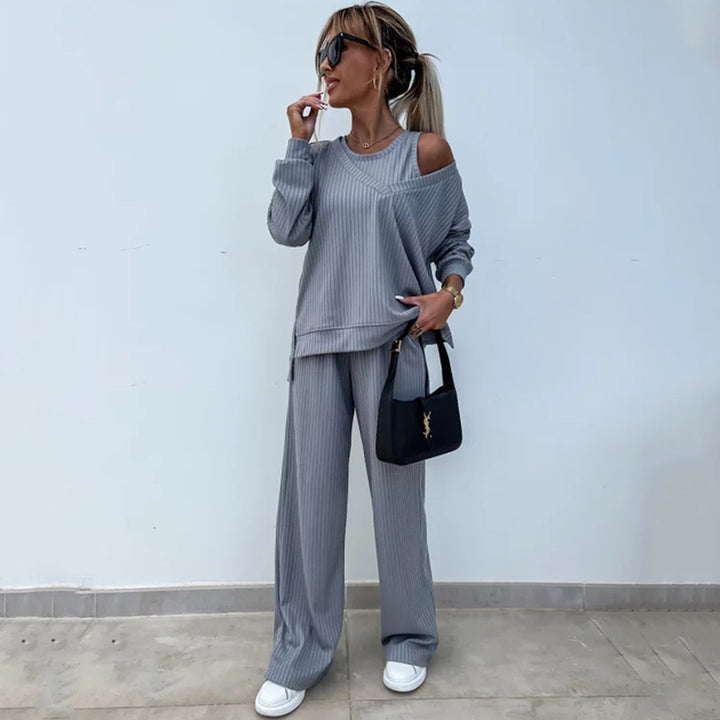 Women's elegant ribbed two-piece lounge set with one-sided off-shoulder cut and wide palazzo pant leg Mune Fashion
