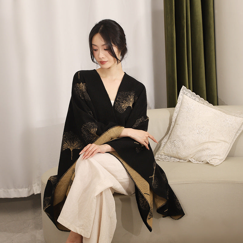 Women's Reversible Fine Knit Cape with Woven Dandelion Jacquard