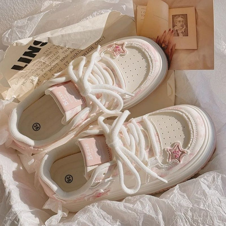Women's Fashion Sneakers with Star Applications Mune Fashion