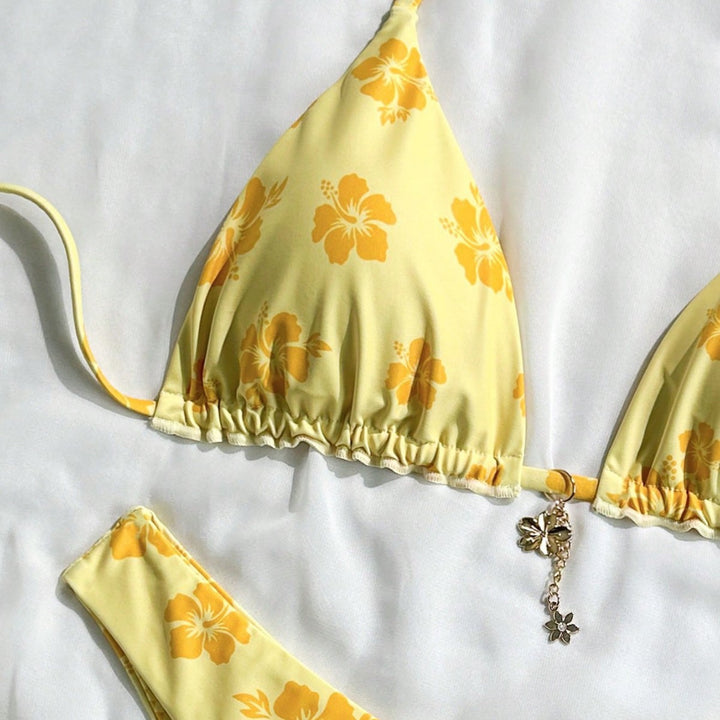 Women's Triangle Bikini with Playful Floral Design Mune Fashion