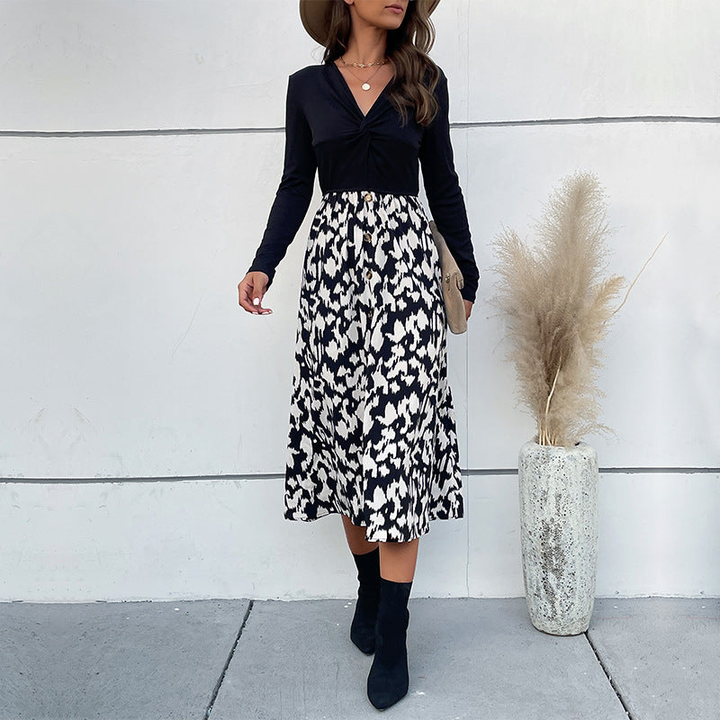 Women Elegant Wrap Dress with Long Sleeve and Floral Skirt Mune Fashion