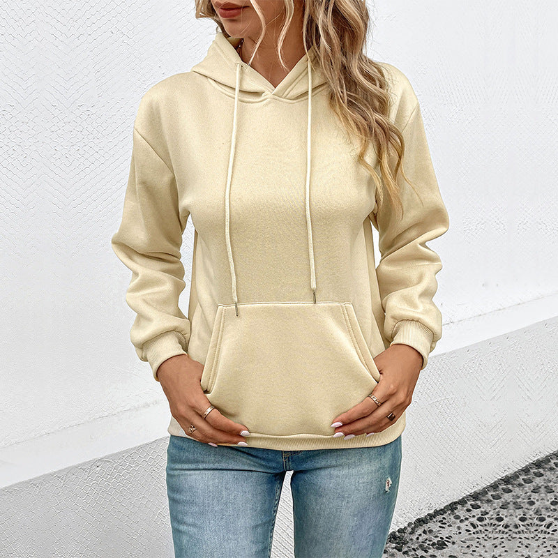 Women's hoodie with kangaroo pocket and relaxed oversized fit Mune Fashion