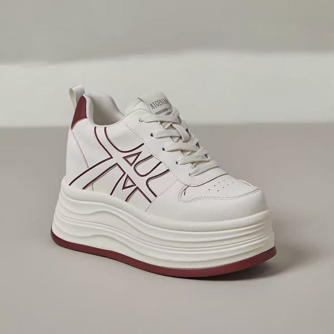 Ladies Platform Sneaker with graphic pattern and cushioning sole Mune Fashion