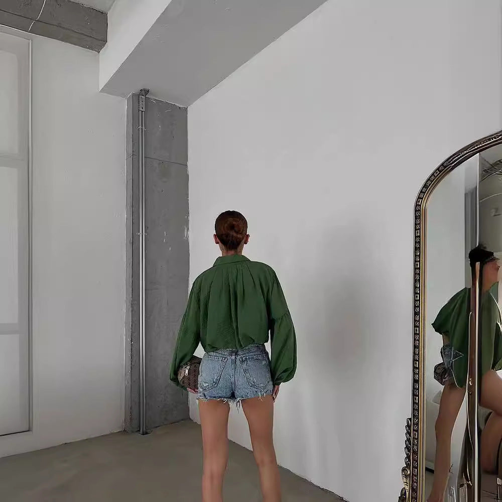 Women's Short Blouse with Balloon Sleeves, Decorative Button Placket and Light Texture Mune Fashion