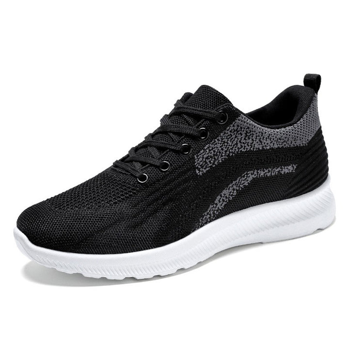 Men's lightweight knit sneakers with sock-like shaft, seamless upper material, and reactive EVA cushioning Mune Fashion