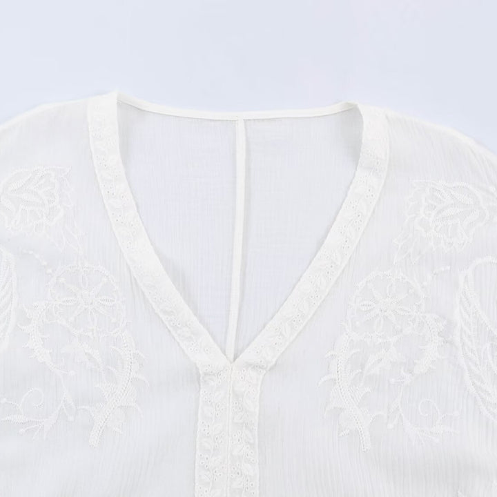 Women's Embroidered Kaftan Top with V-Neck and Wide Batwing Sleeves Mune Fashion