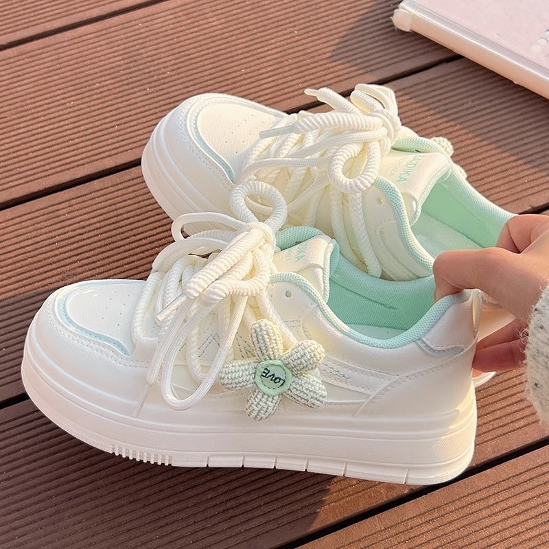 Women's Sporty Sneakers with Floral Application Design and Breathable Sole Mune Fashion