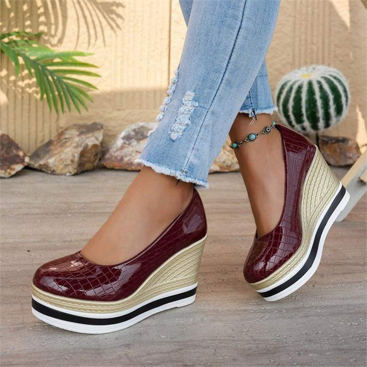 Women’s Platform Wedge Pumps with Jute Wedge and Patent Croco Look Mune Fashion