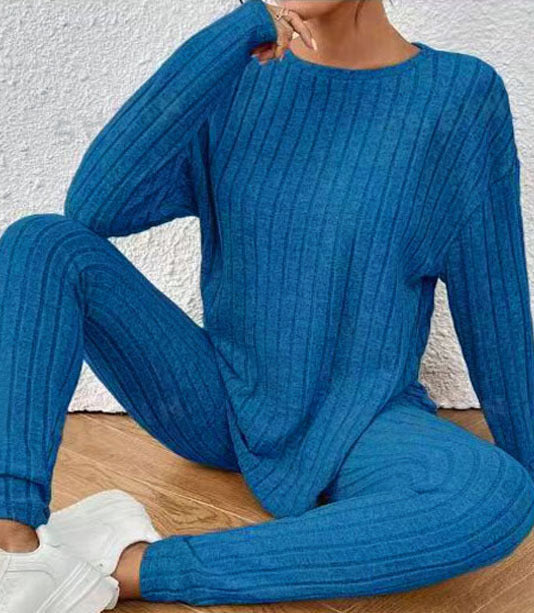 Women's Ribbed Relax Two-Piece Made of Fine Knit with Round Neckline and Slim Jogger Mune Fashion