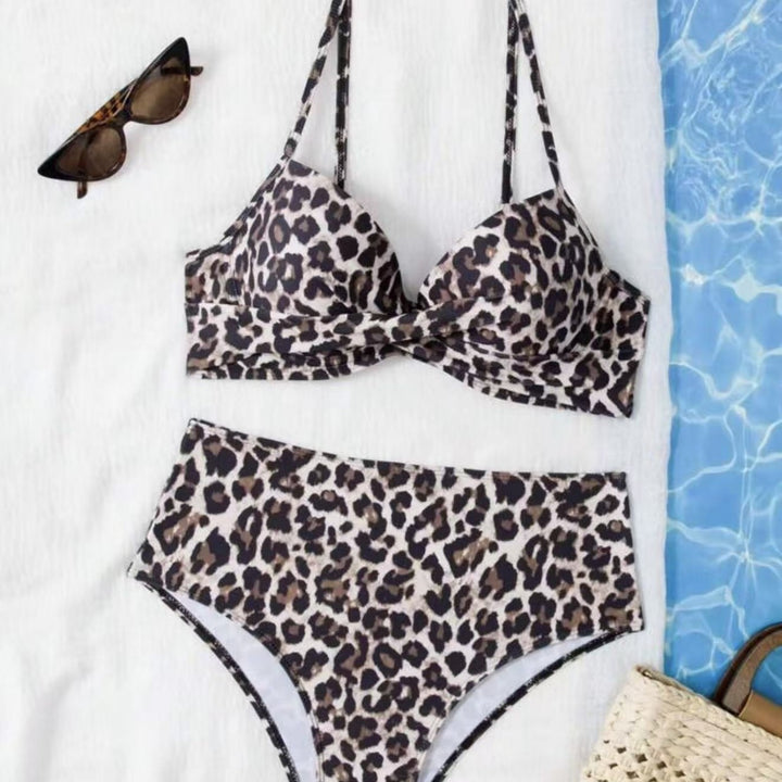 Ladies high-waisted bikini set with padded top and animal print Mune Fashion