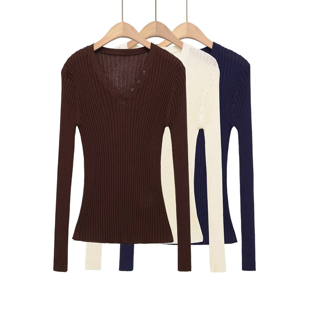 Women Form-fitting Ribbed Long Sleeve with V-neck and Decorative Button Placket Mune Fashion