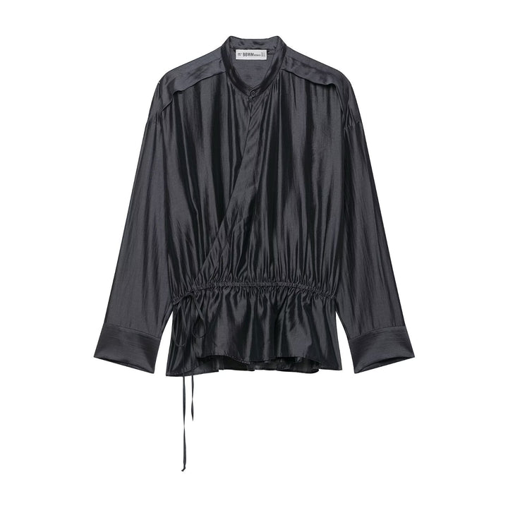 Women’s blouse with stand-up collar, drawstring waistline, and wide cuffs