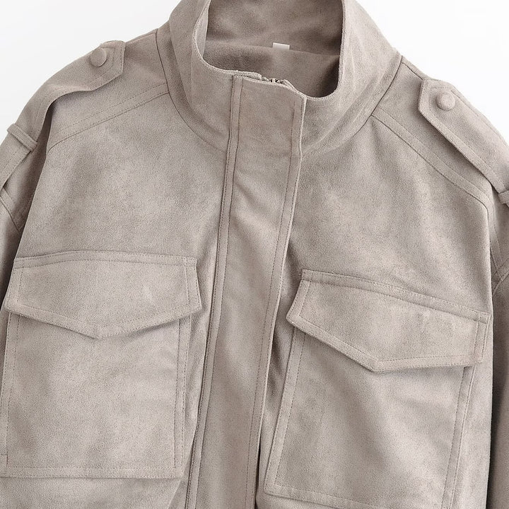 Ladies short blouson in field style made of suede-like material with stand-up collar, shoulder straps and wide ribbed waistband Mune Fashion