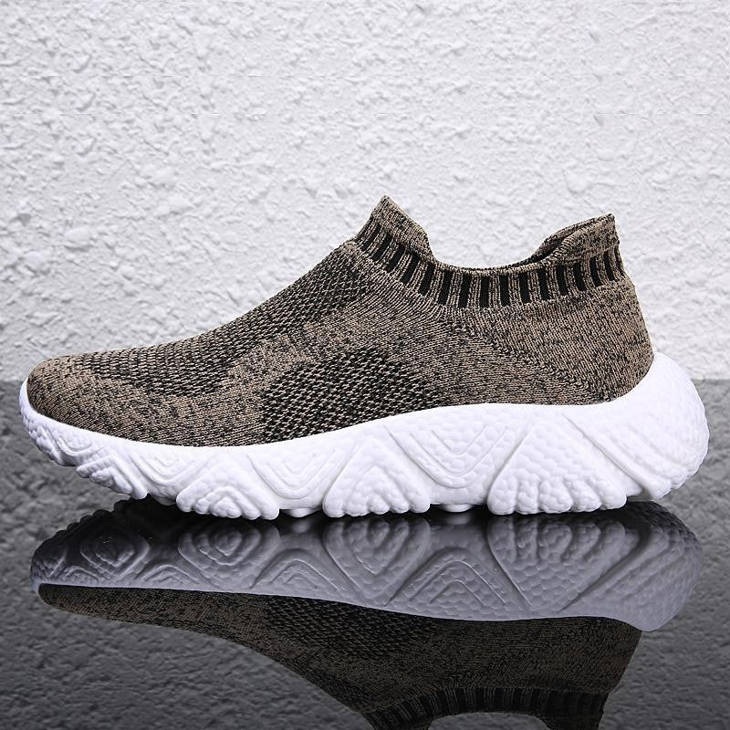 Unisex slip-on city walker with elastic mesh upper and sculpted wave sole Mune Fashion