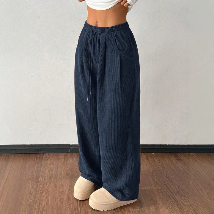 Ladies cord pants with wide leg, elastic waistband and drawstring Mune Fashion