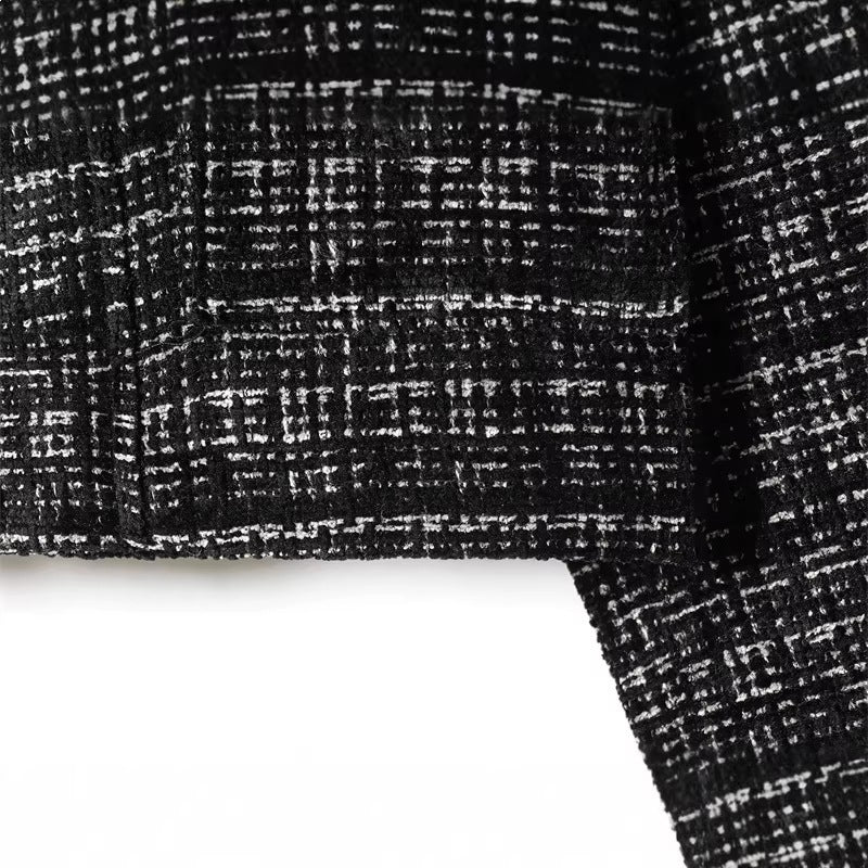 Women's Boxy Tweed Jacket in Boucle Look with Concealed Button Placket and Boxy Silhouette Mune Fashion