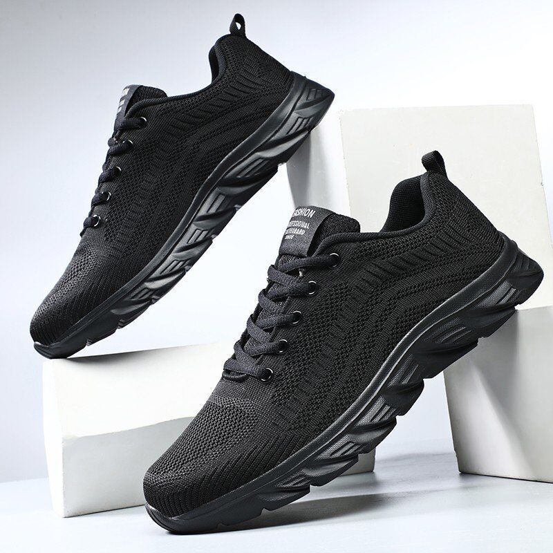 Unisex breathable lightweight knitted sneakers with cushioned EVA sole Mune Fashion
