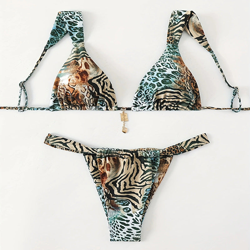 Ladies triangle bikini with sophisticated leopard pattern Mune Fashion