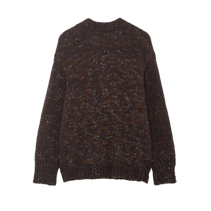 Women’s chunky knit cardigan with horn button front and patch pockets Mune Fashion