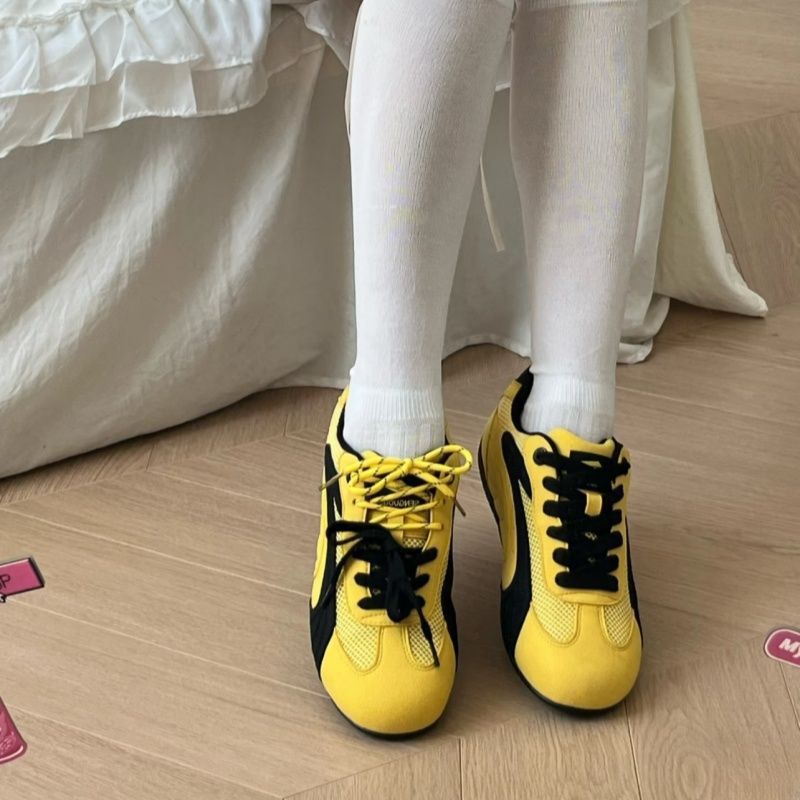 Women's Running Sneakers with Breathable Mesh Upper and Grip Rubber Sole Mune Fashion