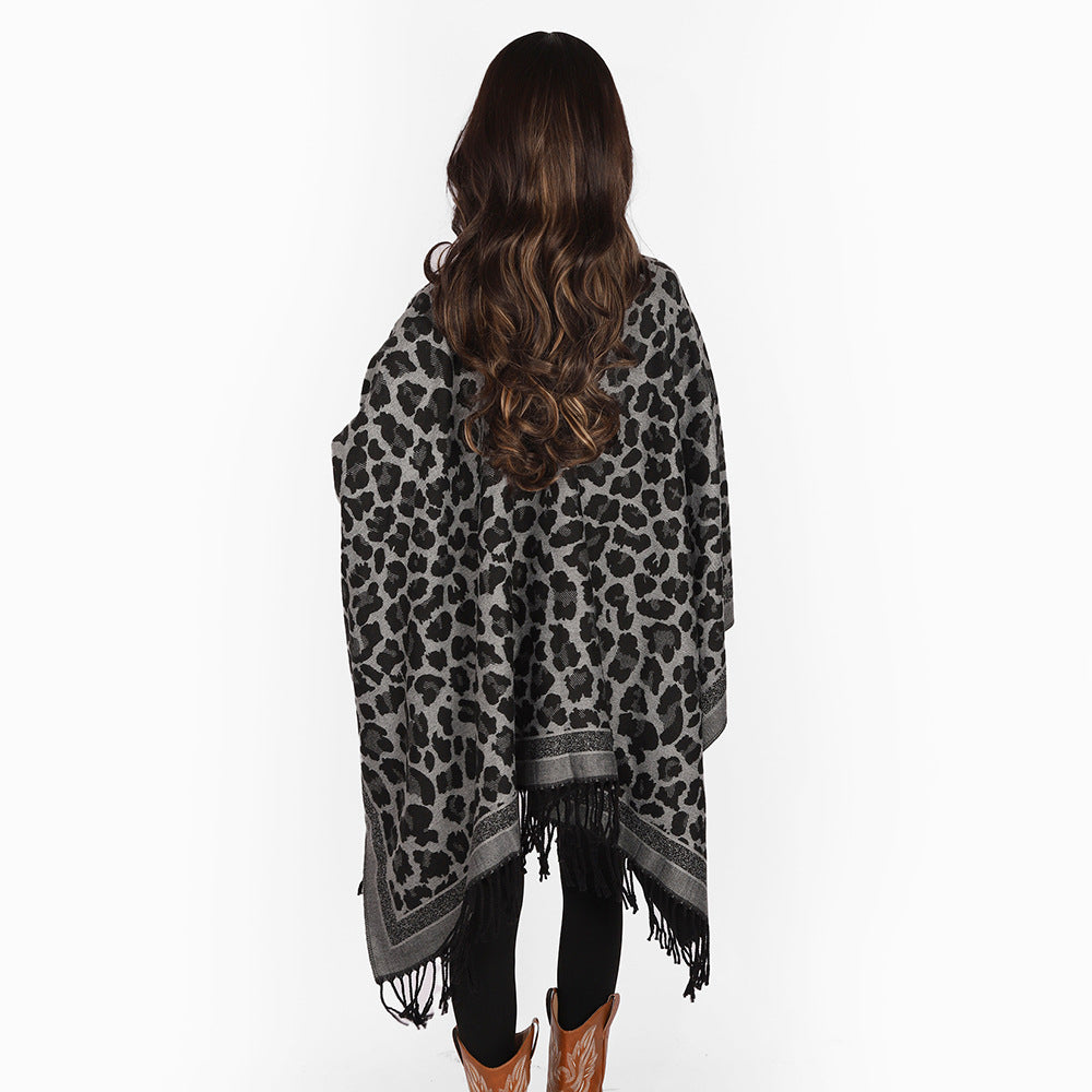 Women's chunky woven overlay in denim look with tonal animal jacquard and fringed hem Mune Fashion