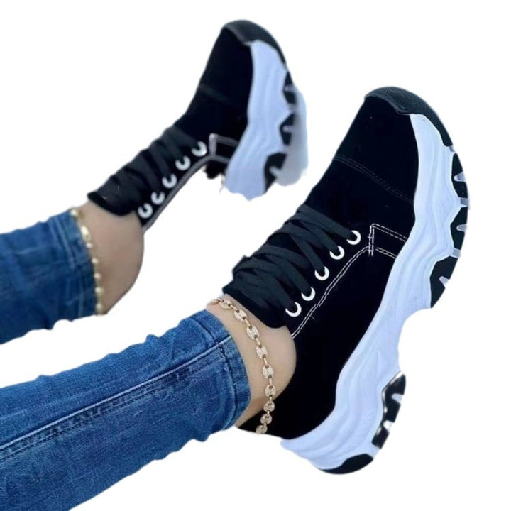 Women's Platform Sneaker with Distinctive Profile Sole and Contrast Stitching Mune Fashion