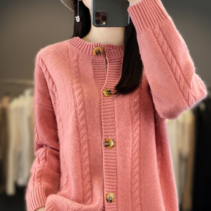 Women's Cashmere-like Cable Knit Cardi with Round Neck and Horn Look Buttons Mune Fashion
