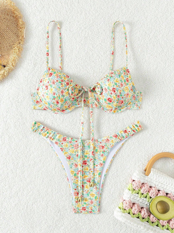 Ladies Floral Bikini with high-quality ruffles and adjustable straps Mune Fashion