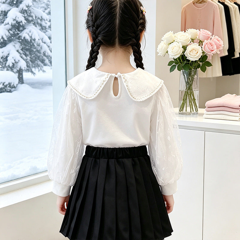 Girl's blouse with elegant tulle collar and floral appliqués Mune Fashion