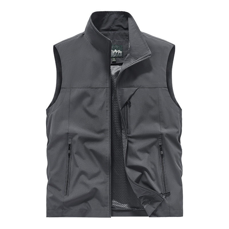 Men's Breathable Softshell Outdoor Vest with Mesh Inner Lining and Zipper Pockets Mune Fashion