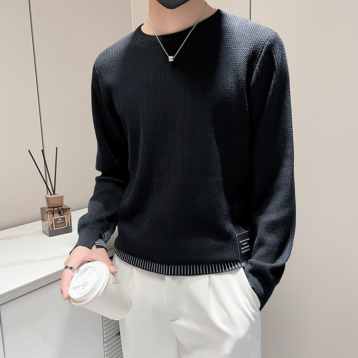 Men's fine-knit sweater with subtle ribbed structure and contrasting hem Mune Fashion