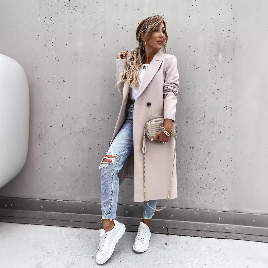 Women's classic wool coat with double-breasted button placket and oversized cut Mune Fashion