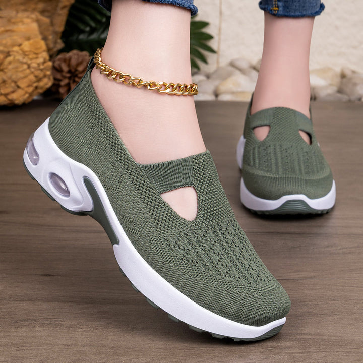 Women Sporty Slip-On Sneakers with comfortable Strobel construction and breathable upper material Mune Fashion