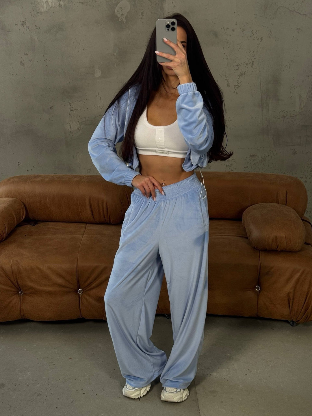 Women's loose lounge set with cropped zip jacket and high-waist relaxed pants Mune Fashion
