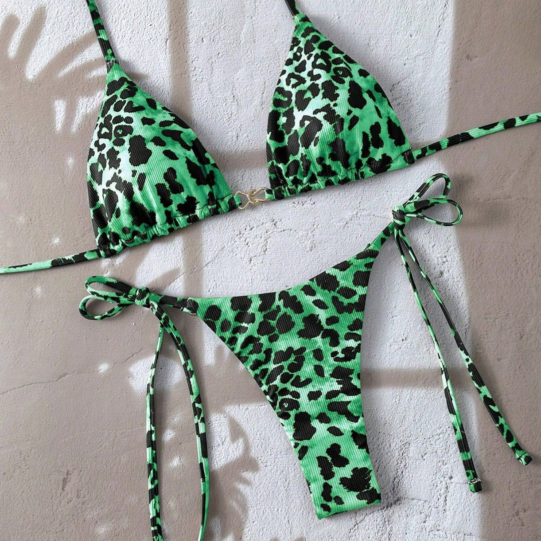 Women Triangle Bikini by Mune Fashion