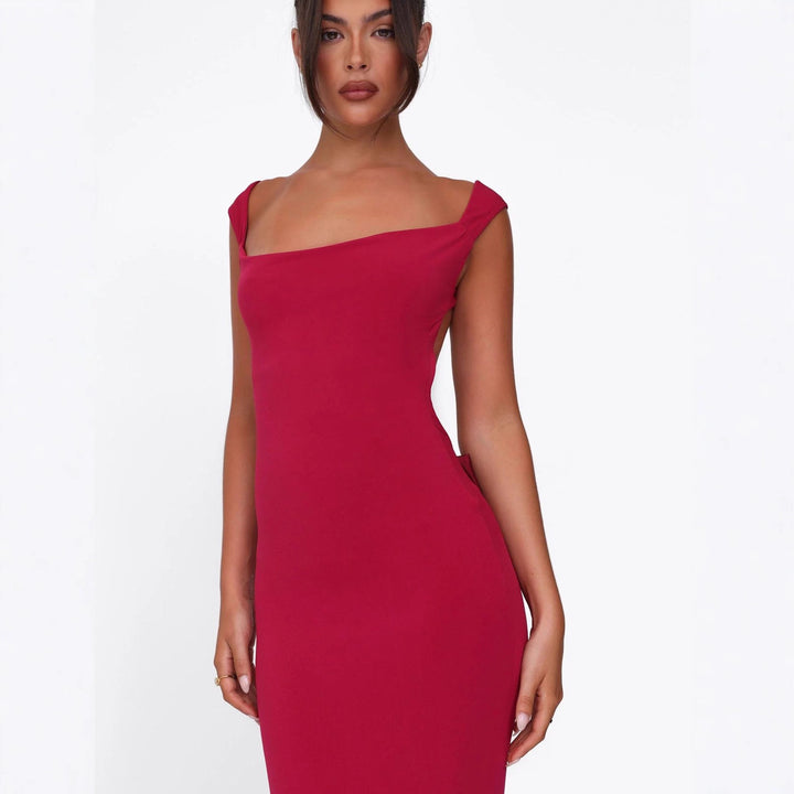 Women's body-hugging evening dress with square neckline and wide straps Mune Fashion