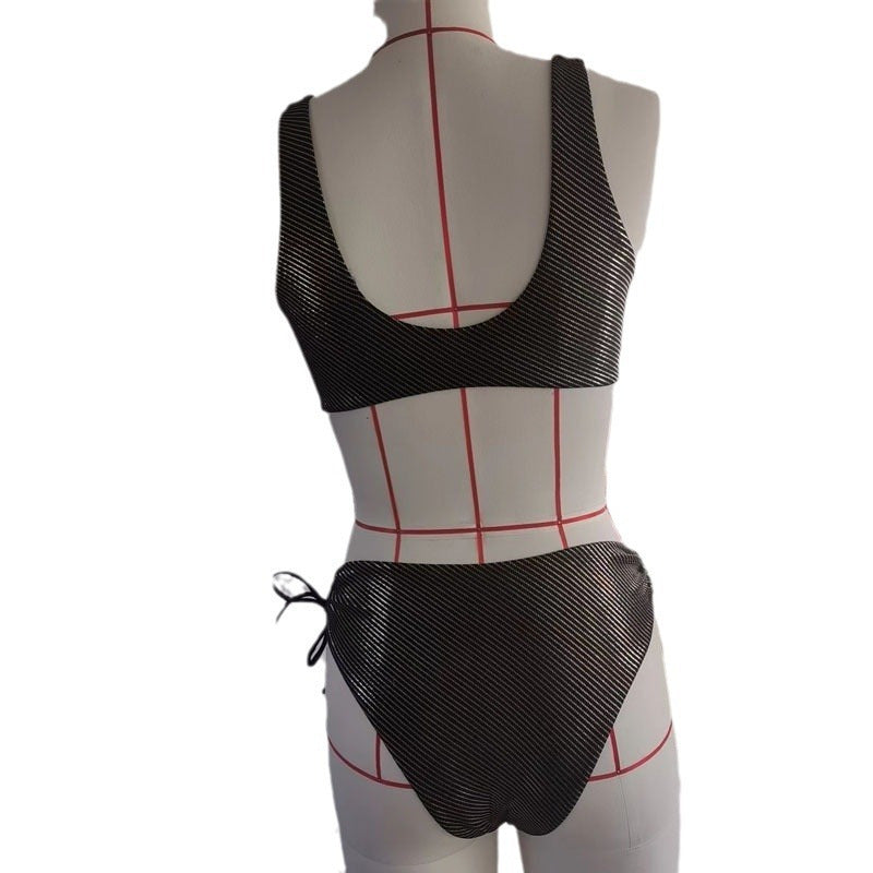 Women's bikini set with floral decor and sophisticated striped pattern Mune Fashion