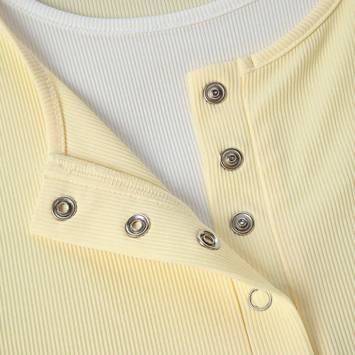 Women's Ribbed Cropped Henley Long Sleeve with Snap Button Placket Mune Fashion