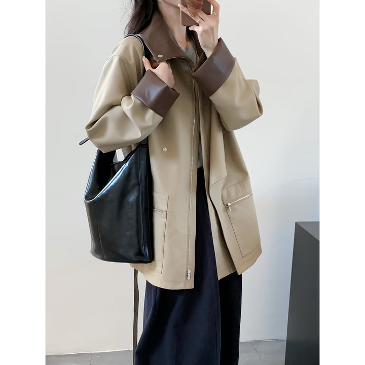 Women's Oversized Trench Coat with Contrasting Leather Accents and Zipper Mune Fashion