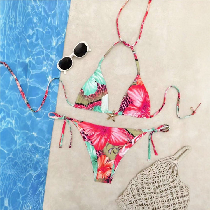 Women's triangle bikini with floral design and adjustable straps Mune Fashion