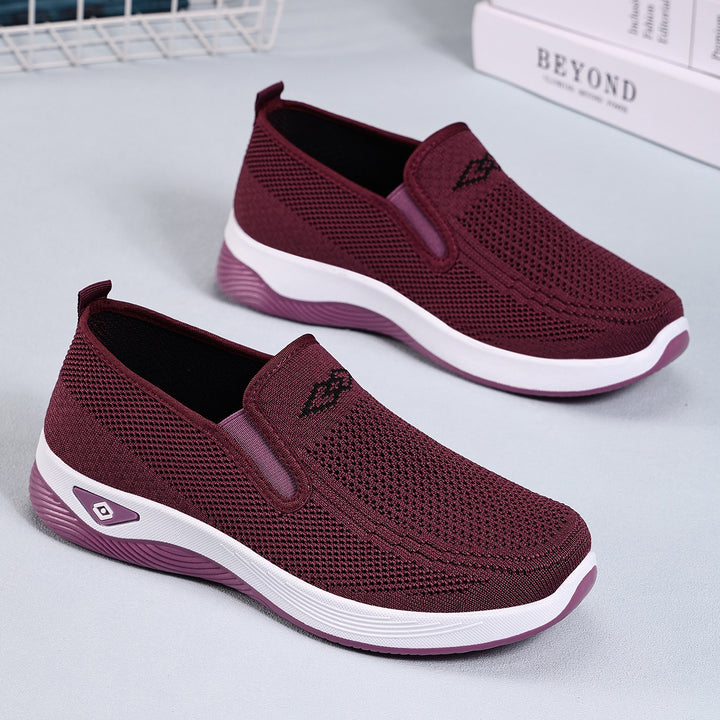 Women nan breathable knitted slip-on leisure shoe with cushioning EVA sole Mune Fashion