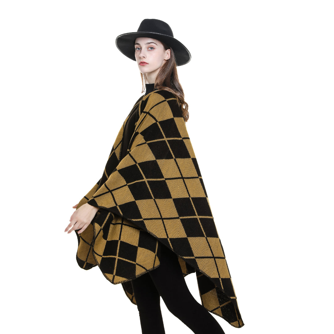 Women's Oversized Cape in Plaid Blanket Style made of Wool Blend with Open Fall Mune Fashion