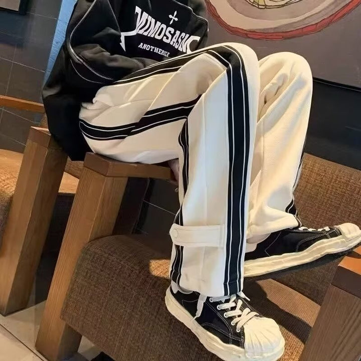 Men's Fashionable Relaxed-Fit Jogging Pants with Side Stripes Mune Fashion