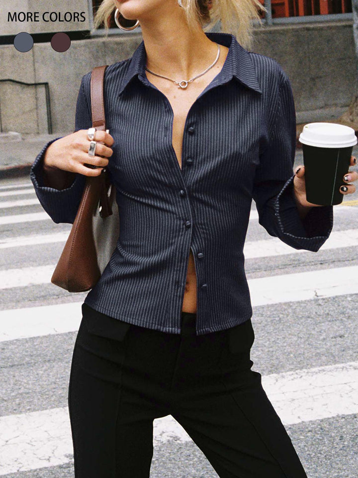 Women's Fitted Striped Shirt with Classic Collar Mune