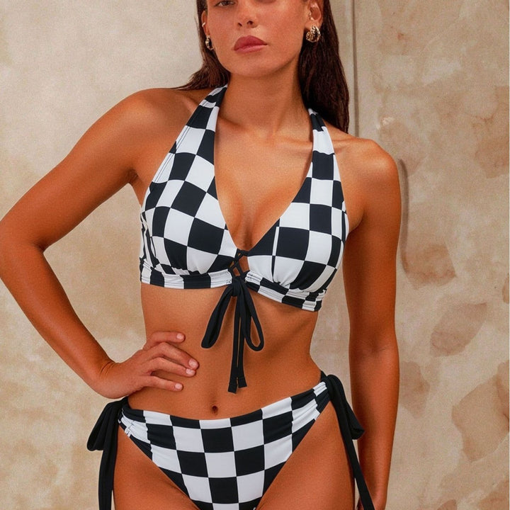 Women's triangle bikini with eye-catching check pattern Mune Fashion