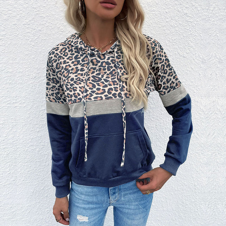 Women's hooded sweatshirt in block design with leopard pattern, kangaroo pocket and drawstring hood