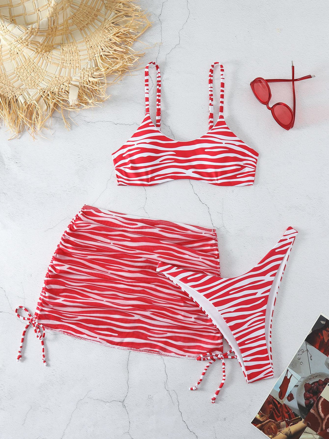 Women's Bikini Set with Playful Skirt Mune Fashion