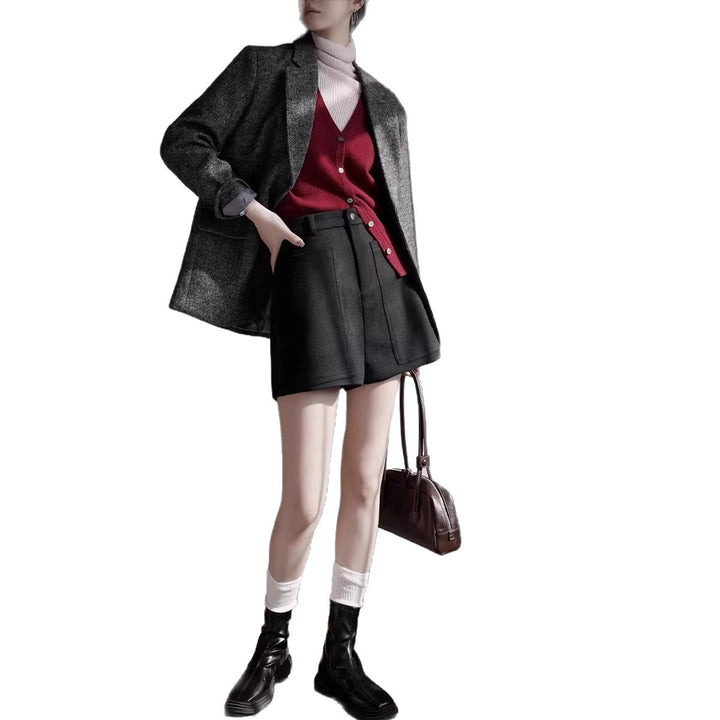 Women Elegant Wool Blazer with Fashionable Cut Mune Fashion